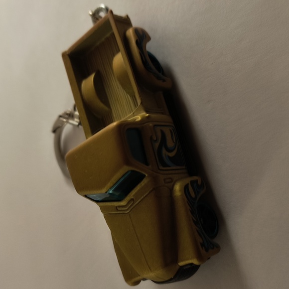Hot Wheels 52 chev pickup custom made key ring chain - Picture 3 of 4